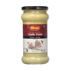 Shan Garlic paste 700g in clear bottle.