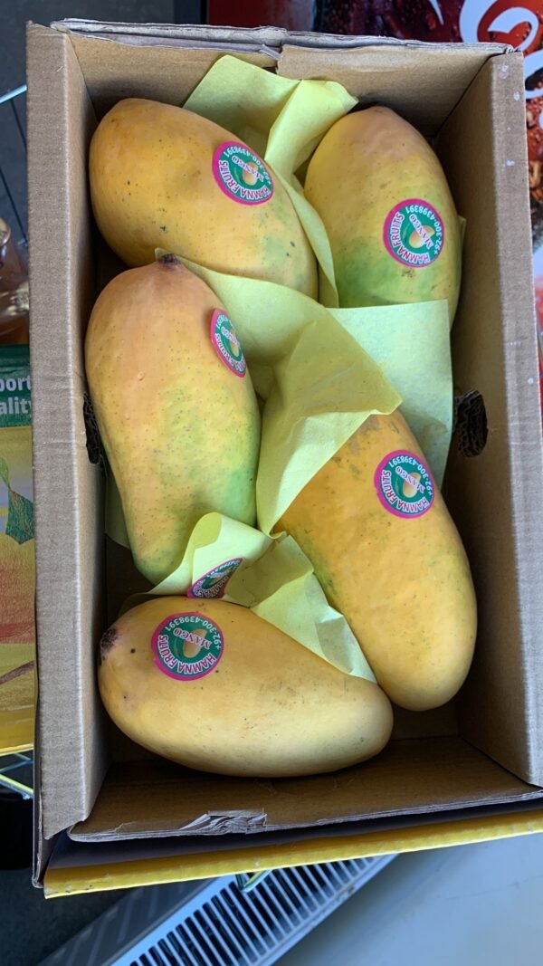 Fresh Pakistani Mangoes